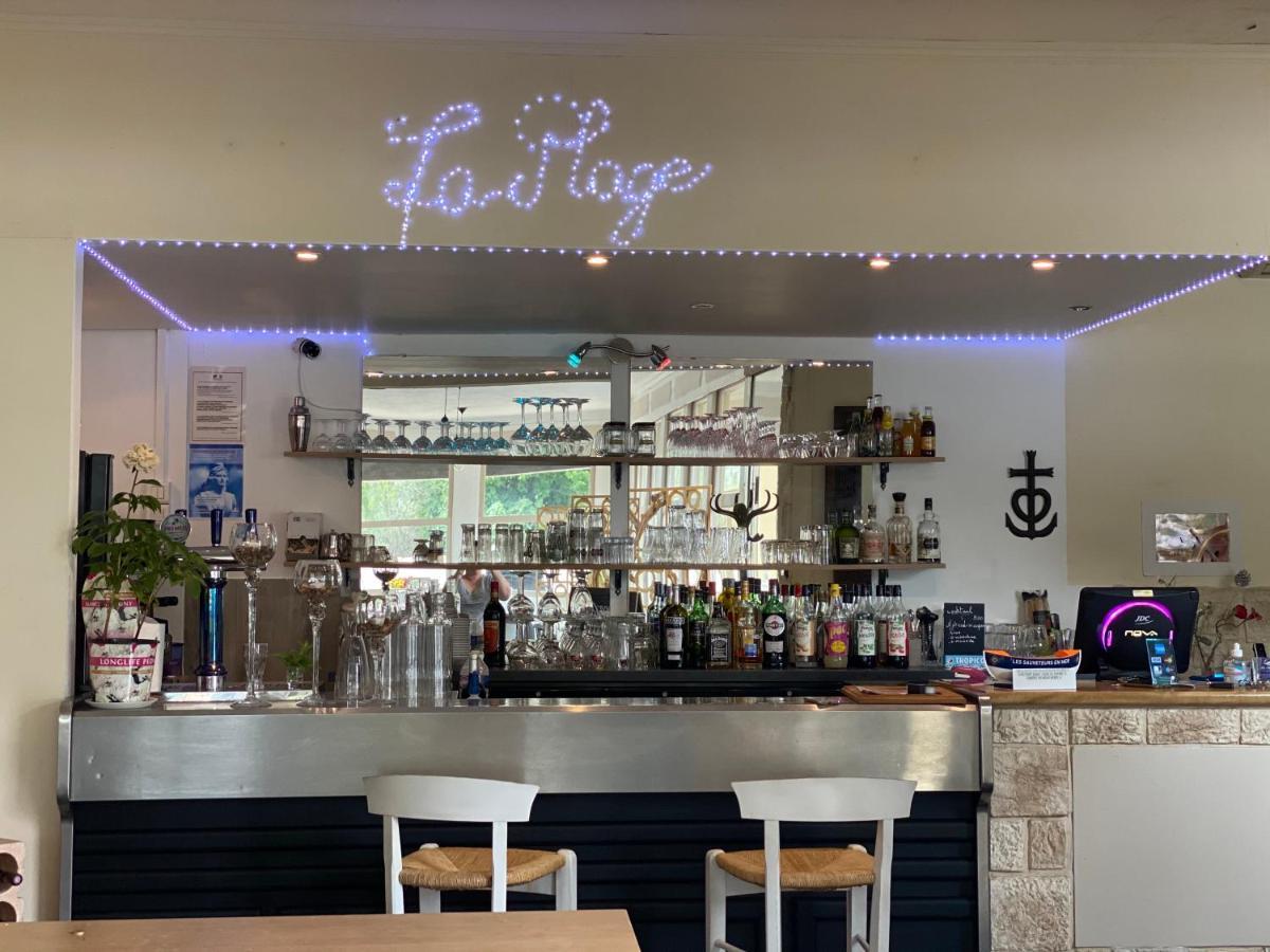 Hotel Restaurant La Plage 포르-생-루이-뒤-론 외부 사진