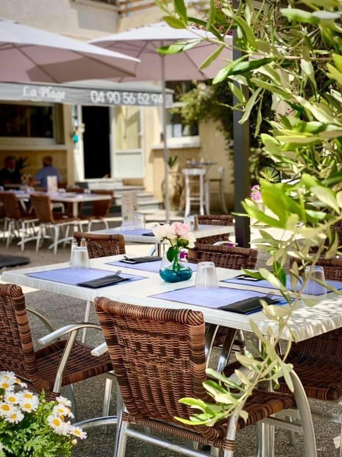 Hotel Restaurant La Plage 포르-생-루이-뒤-론 외부 사진